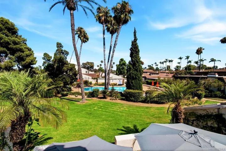 137 Via Coronado, Rancho Santa Fe, California 92091