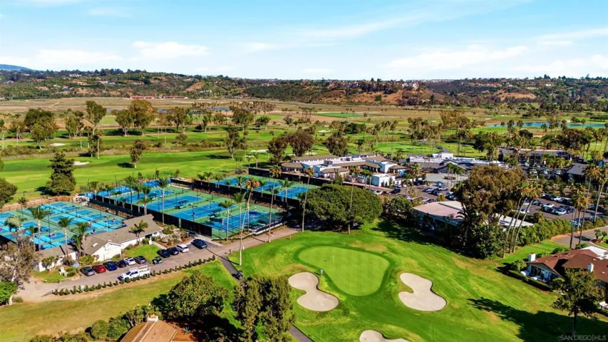 137 Via Coronado, Rancho Santa Fe, California 92091