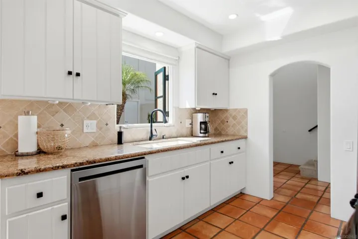 137 Via Coronado, Rancho Santa Fe, California 92091