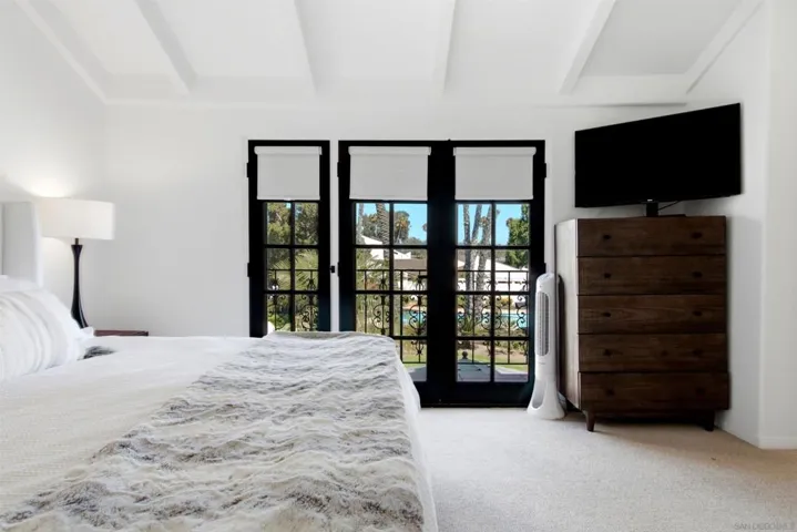 137 Via Coronado, Rancho Santa Fe, California 92091