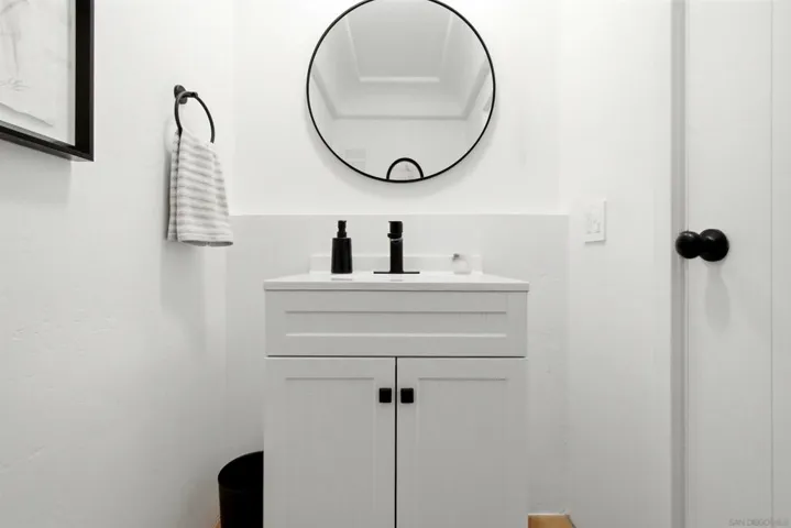 137 Via Coronado, Rancho Santa Fe, California 92091