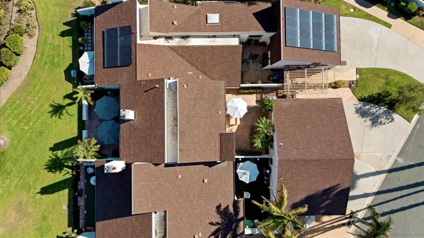 137 Via Coronado, Rancho Santa Fe, California 92091
