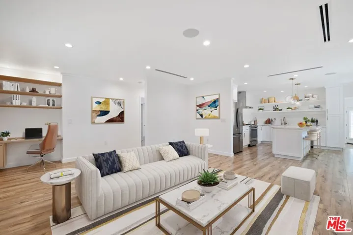 5526 Greenbush Avenue, Los Angeles, California 91401