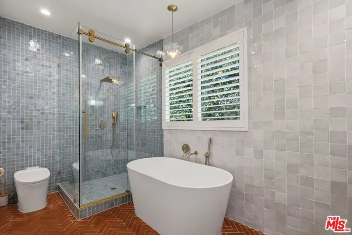 5526 Greenbush Avenue, Los Angeles, California 91401