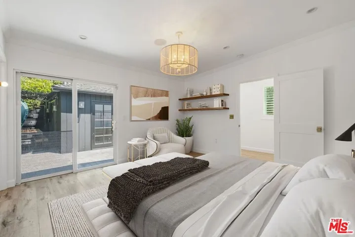 5526 Greenbush Avenue, Los Angeles, California 91401