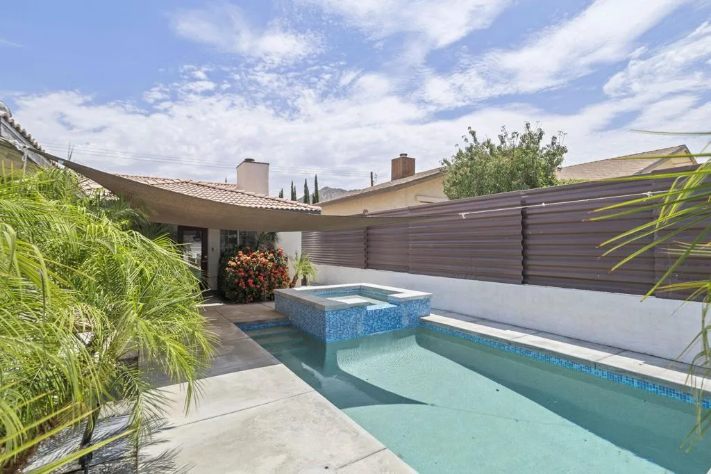 23-web-or-mls-52280-avenida-ramirez
