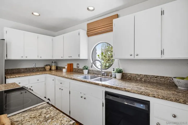 8354 Gilman Dr., La Jolla, California 92037