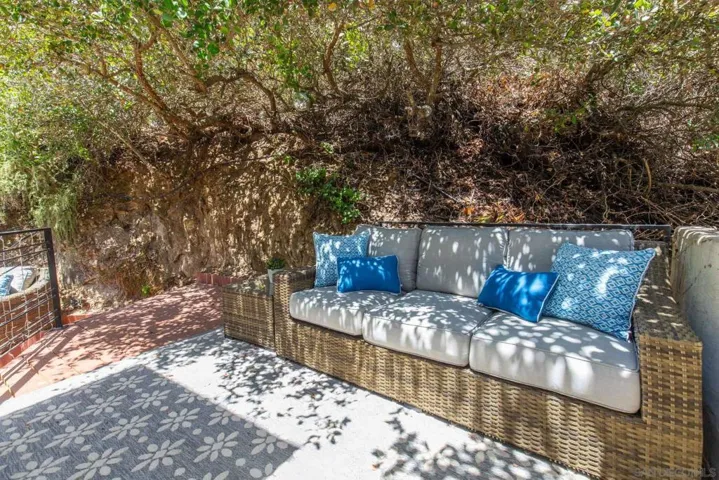 8354 Gilman Dr., La Jolla, California 92037