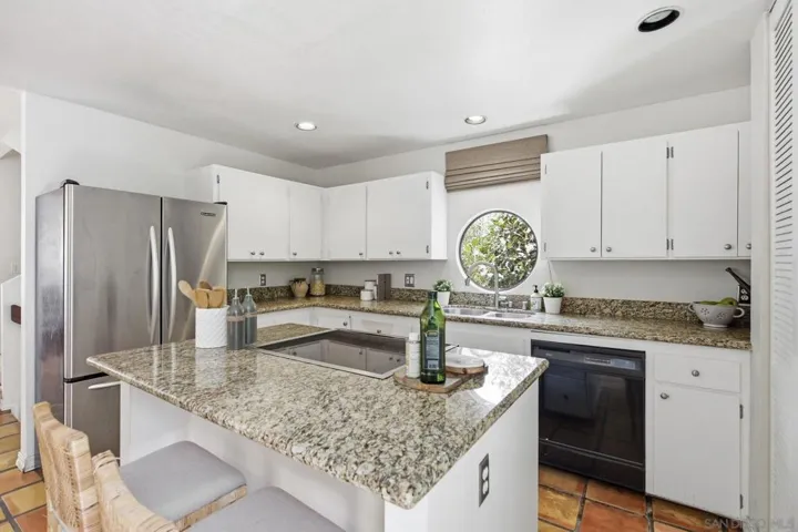 8354 Gilman Dr., La Jolla, California 92037