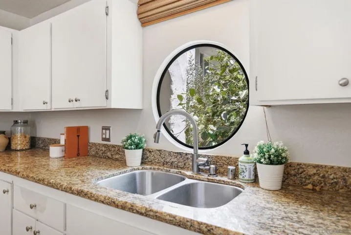 8354 Gilman Dr., La Jolla, California 92037