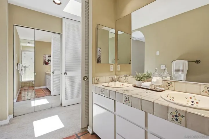 8354 Gilman Dr., La Jolla, California 92037