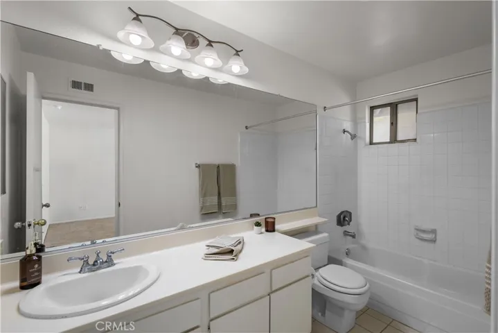 26127 Mcbean Parkway 35, Valencia, California 91355