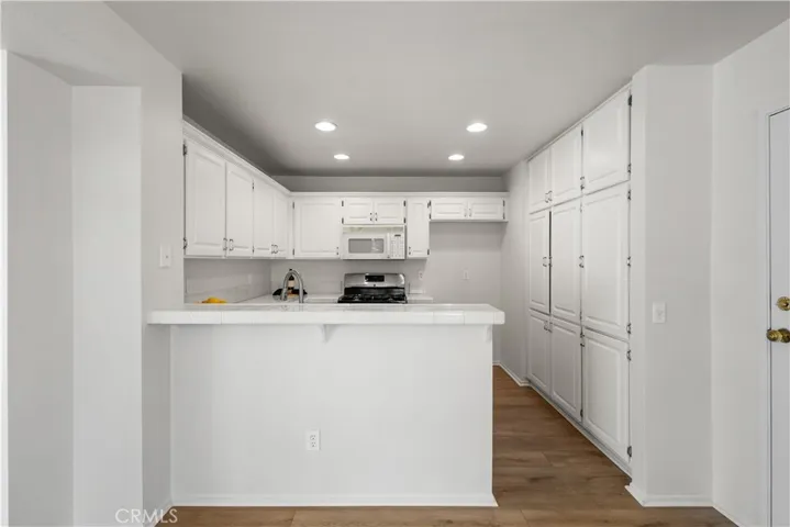 26127 Mcbean Parkway 35, Valencia, California 91355