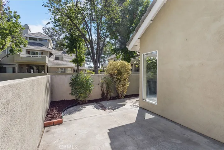 26127 Mcbean Parkway 35, Valencia, California 91355