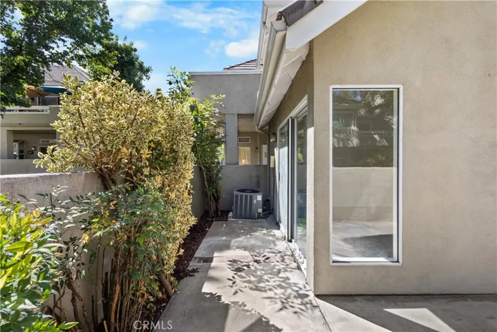 26127 Mcbean Parkway 35, Valencia, California 91355