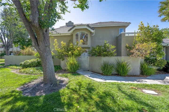 26127 Mcbean Parkway 35, Valencia, California 91355