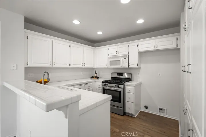 26127 Mcbean Parkway 35, Valencia, California 91355
