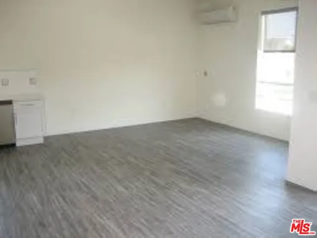 11115 Mccormick Street 401, North Hollywood, California 91601