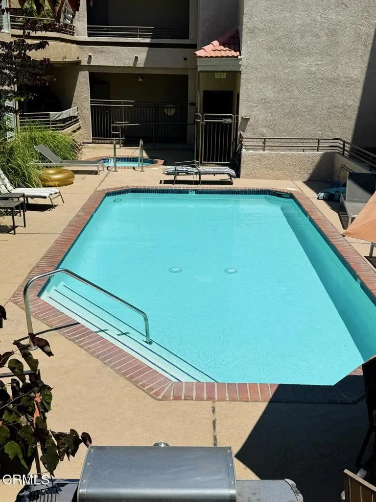 Pool Pool