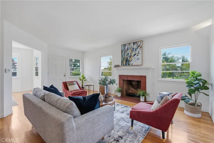 130 Sequoia, Pasadena, California 91105