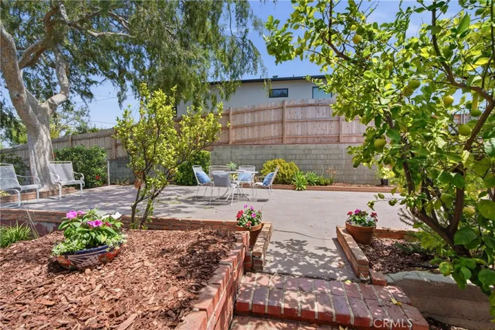130 Sequoia, Pasadena, California 91105