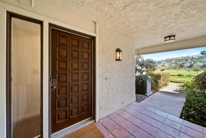 2510 Navarra 505, Carlsbad, California 92009