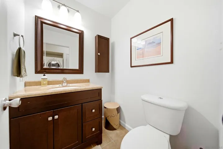 2510 Navarra 505, Carlsbad, California 92009