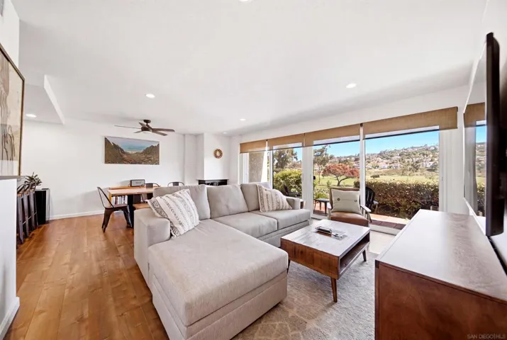 2510 Navarra 505, Carlsbad, California 92009