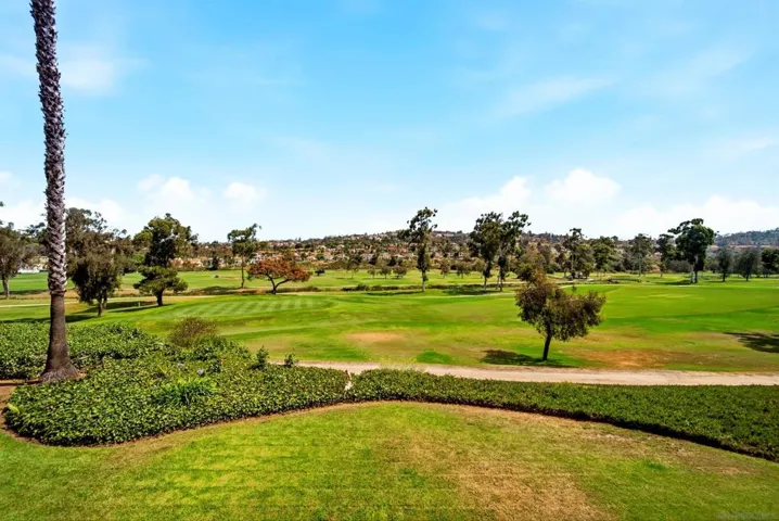 2510 Navarra 505, Carlsbad, California 92009