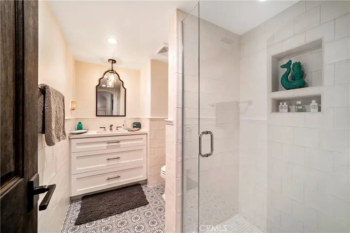 Downstairs bathroom & shower