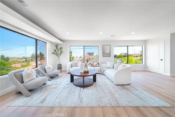4434 W 59th, Los Angeles, California 90043