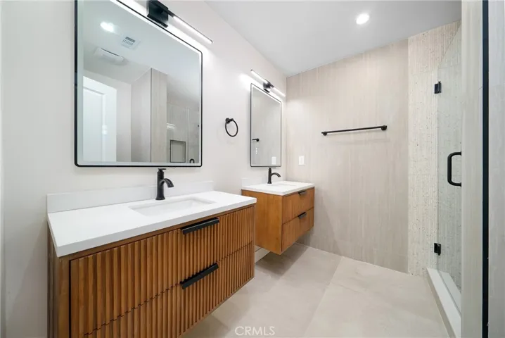 4434 W 59th, Los Angeles, California 90043
