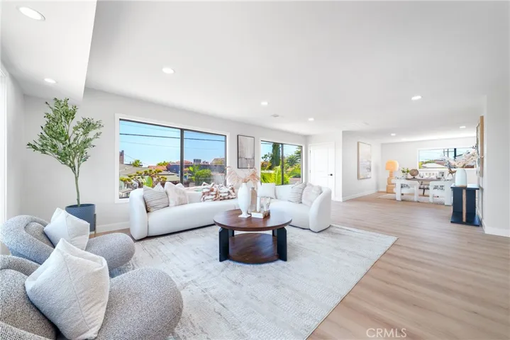 4434 W 59th, Los Angeles, California 90043