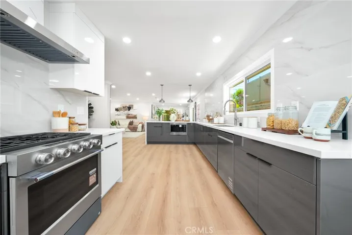 4434 W 59th, Los Angeles, California 90043