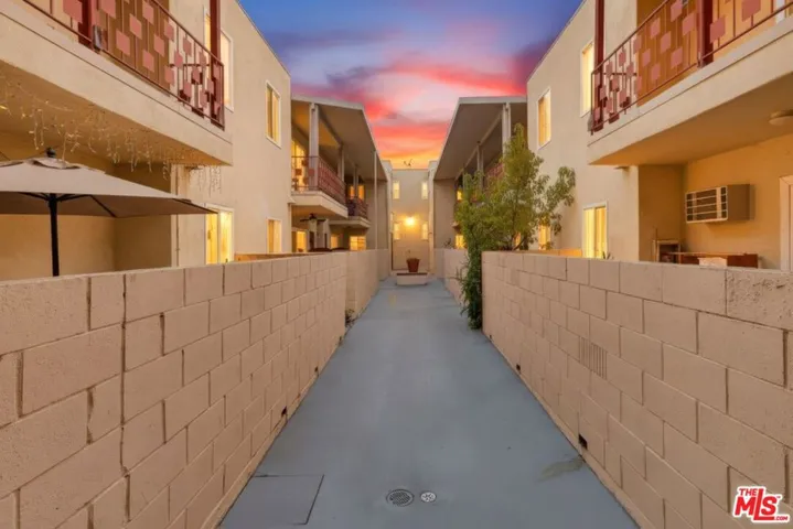 515 N Alfred Street 204, West Hollywood, California 90048