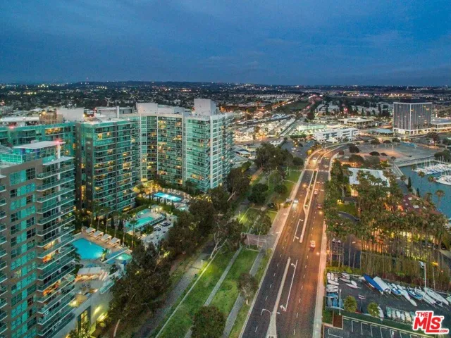 13700 Marina Pointe Drive 1514, Marina Del Rey, California 90292