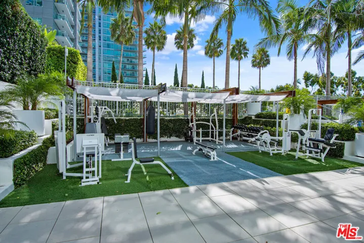 13700 Marina Pointe Drive 1514, Marina Del Rey, California 90292