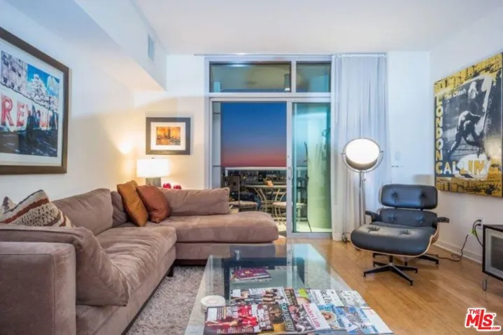 13700 Marina Pointe Drive 1514, Marina Del Rey, California 90292