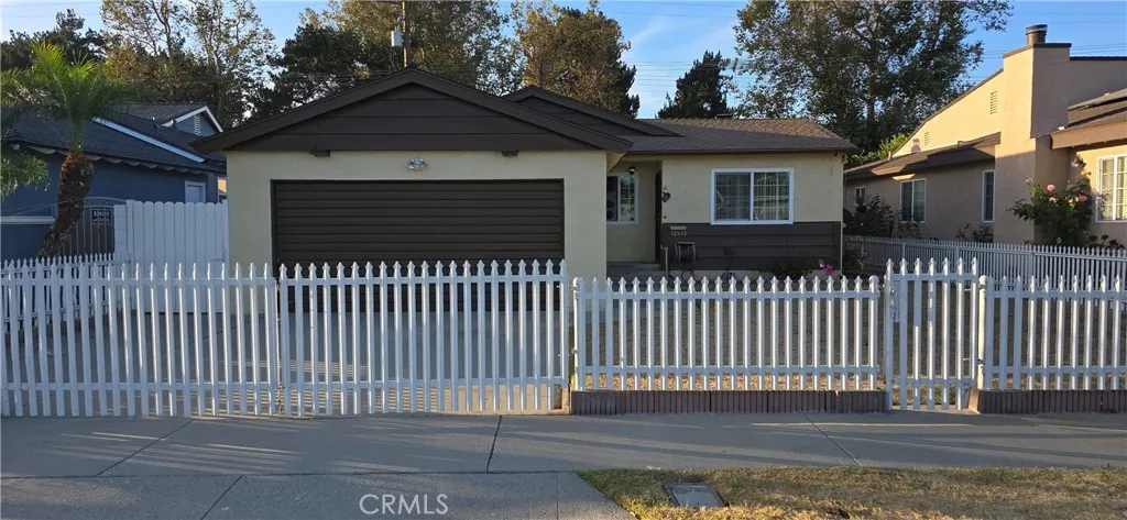 12513 Cheshire, Norwalk, California 90650