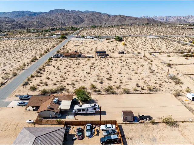 6378 Canyon Road, 29 Palms, California 92277