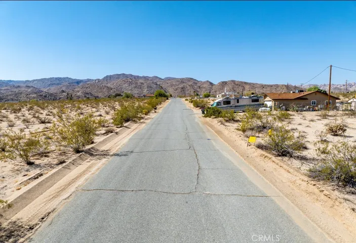 6378 Canyon Road, 29 Palms, California 92277