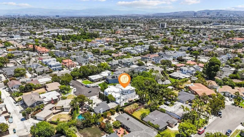 1578 San Bernardino, Costa Mesa, California 92627
