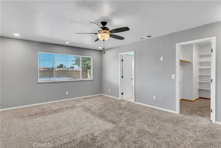 14379 Mauna Loa, Hesperia, California 92345