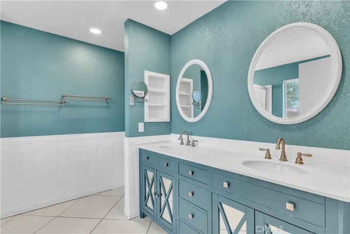 14379 Mauna Loa, Hesperia, California 92345