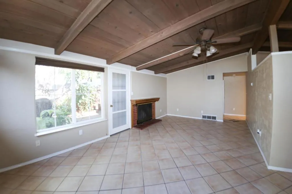 340 Walnut Lane, Gilroy, California 95020 — photo 5