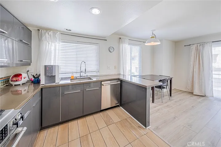 25703 Holiday Circle A, Stevenson Ranch, California 91381
