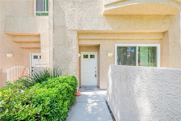 25703 Holiday Circle A, Stevenson Ranch, California 91381