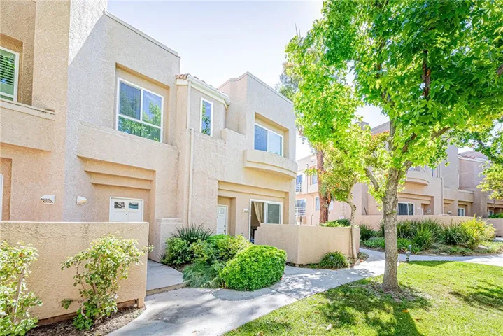 25703 Holiday Circle A, Stevenson Ranch, California 91381