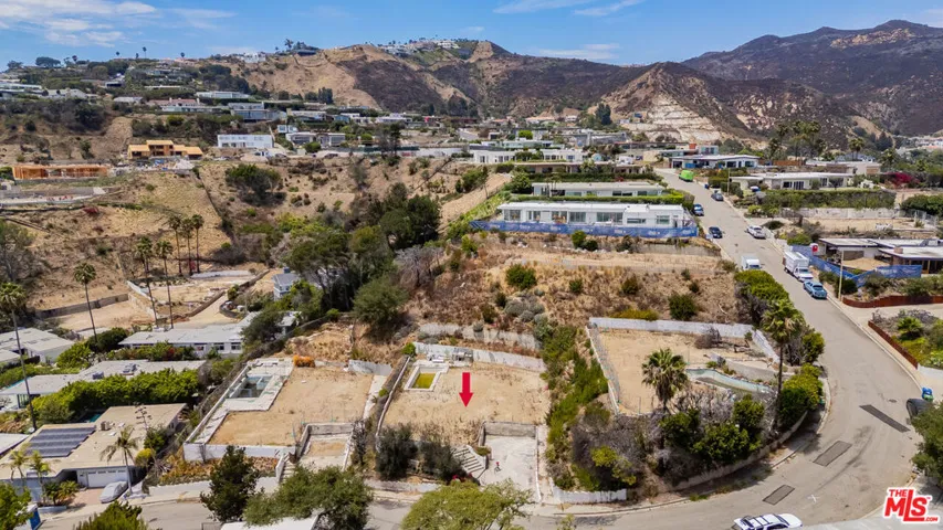 1131 Tellem Drive, Los Angeles, California 90272