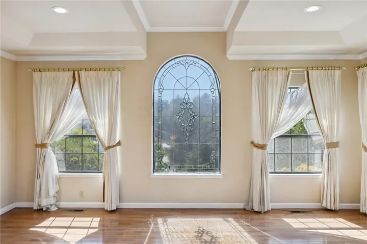 27220 Carrington, Los Altos, California 94022